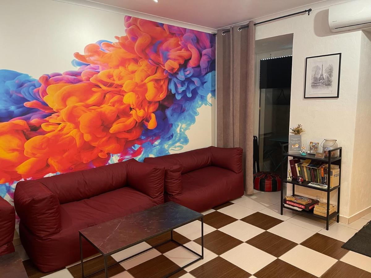 Le Reve City Hostel Odessa Buitenkant foto