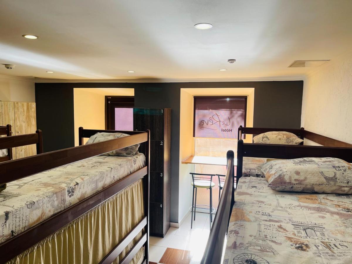 Le Reve City Hostel Odessa Buitenkant foto